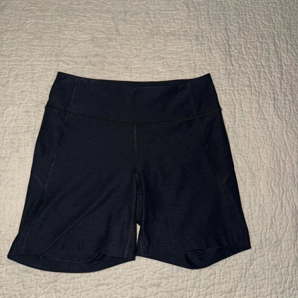 NWOT Gray/Black Shorts‎ Size Small Outdoor Voices 5”